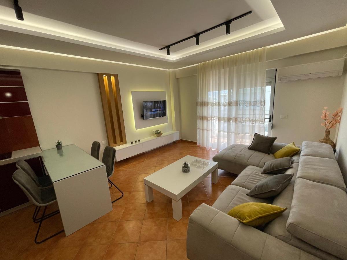 Saranda Central Apartment Екстериор снимка